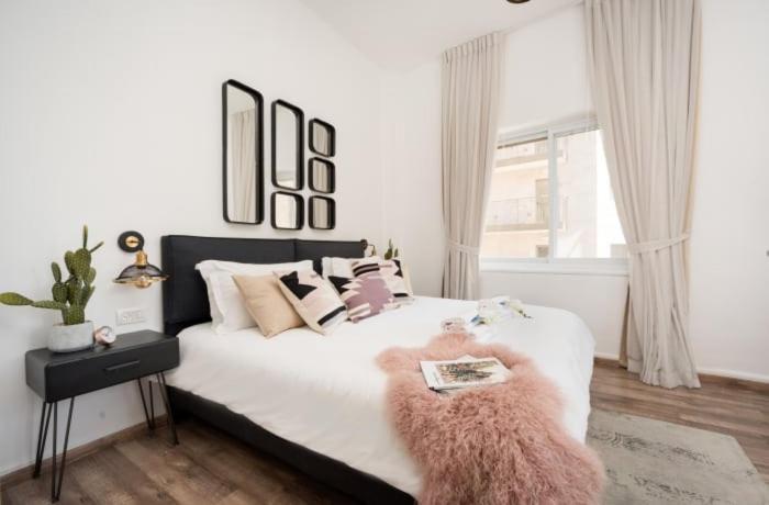 Ben Yehuda, 3 Lovely Flats In The Same Building Иерусалим Экстерьер фото