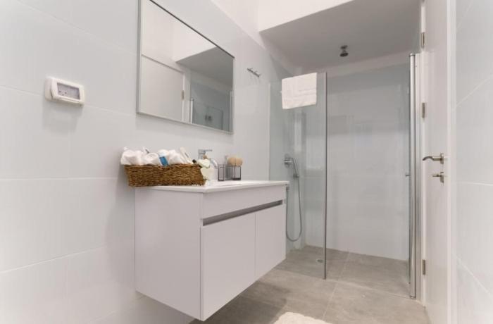 Ben Yehuda, 3 Lovely Flats In The Same Building Иерусалим Экстерьер фото